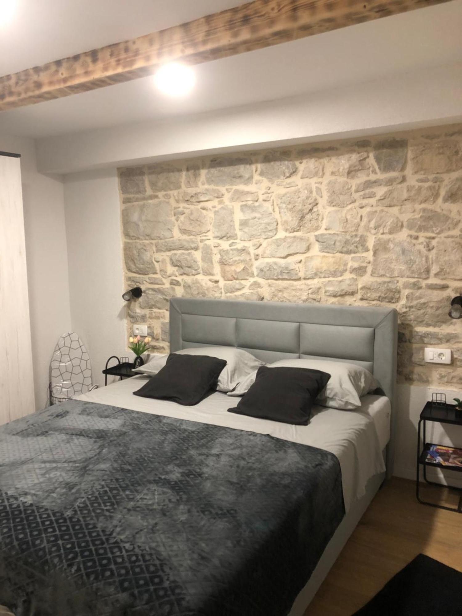 Apartman Blue Moon Split- Free Parking Экстерьер фото